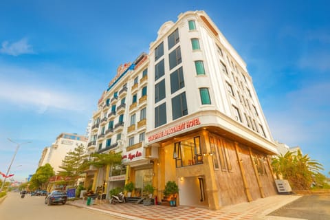 Property building, Day
