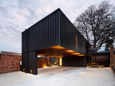 Property building, Day