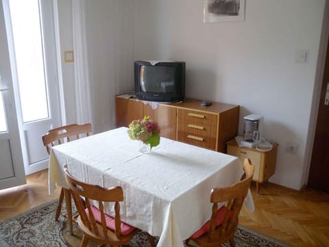 Apartment in Kampor - Insel Rab 16142 Apartment in Lika-Senj County