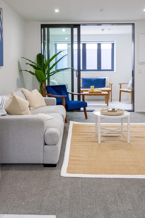 Living room, Decorative detail, Seating area