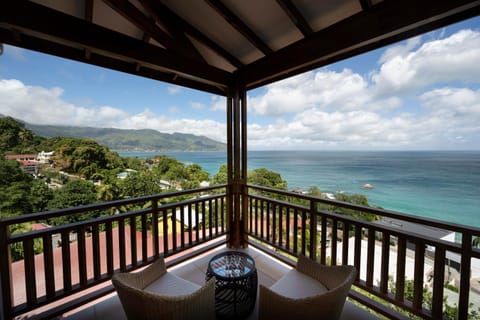 View (from property/room), Balcony/Terrace, Sea view
