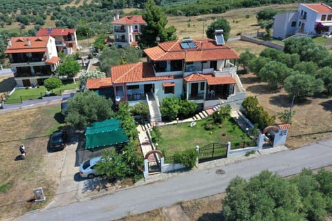 Property building, Neighbourhood, Parking