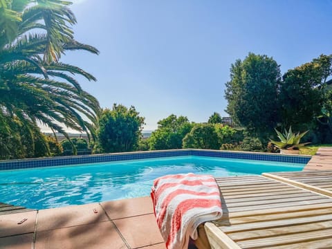 Day, Natural landscape, Garden, Garden view, Pool view, Swimming pool, sunbed