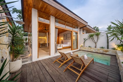 Balcony/Terrace, Swimming pool