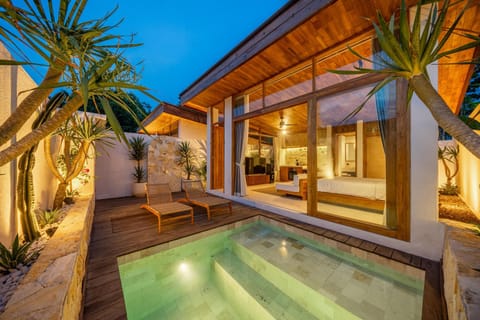 Night, Swimming pool
