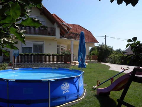Property building, Summer, Swimming pool