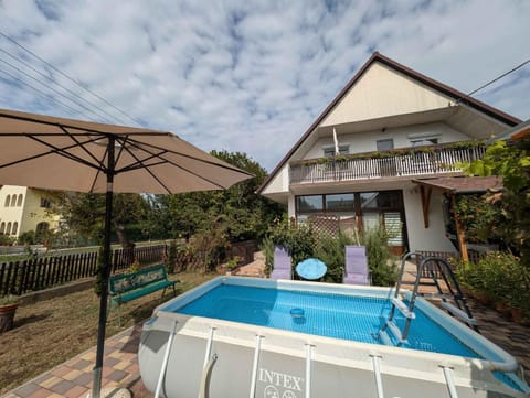Summer, Swimming pool