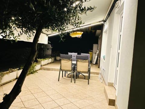 Patio, Balcony/Terrace