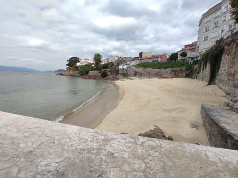 Nearby landmark, Natural landscape, Beach