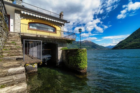 Property building, Lake view