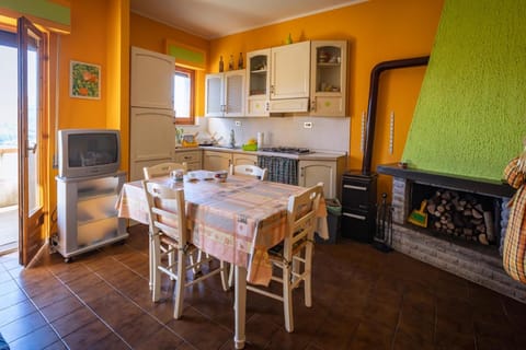 Kitchen or kitchenette, Living room, Dining area, stove