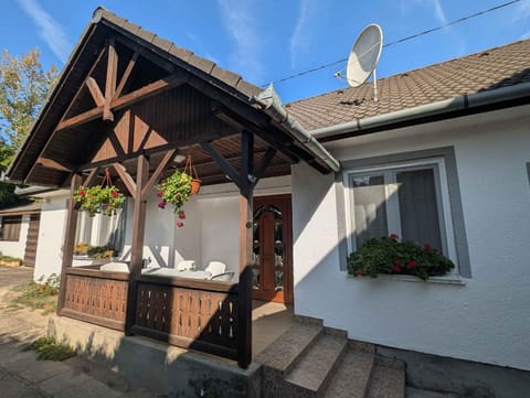Summer, Balcony/Terrace