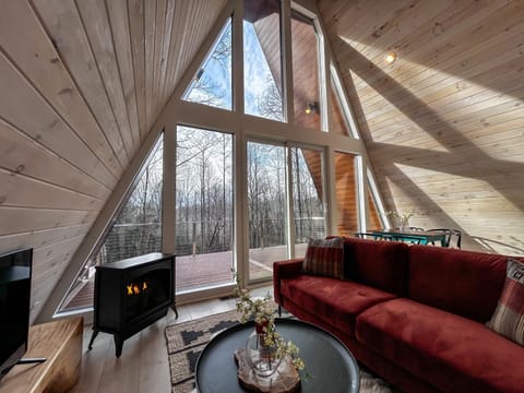 TV and multimedia, Balcony/Terrace, Living room, Seating area, Dining area, flat iron