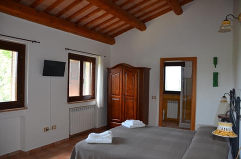 agriturismo contrada del raglio Farm Stay in Marche