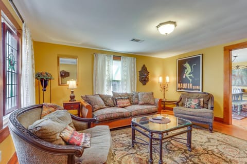 2 Mi to UA Central Fayetteville Home with Patios House in Fayetteville