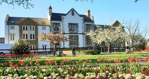 No11 The Orchid - Luxury Flat Town Centre Apartment in Banbury