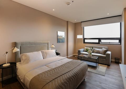 Bed, TV and multimedia, Bedroom, internet