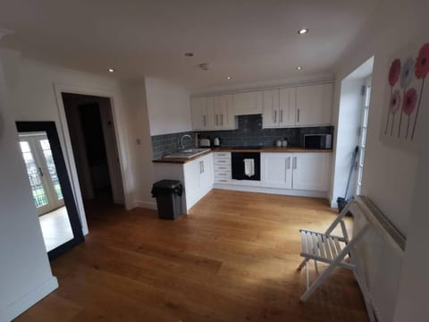 No12 - The Meadow - Luxury Flat Town Centre Apartment in Banbury