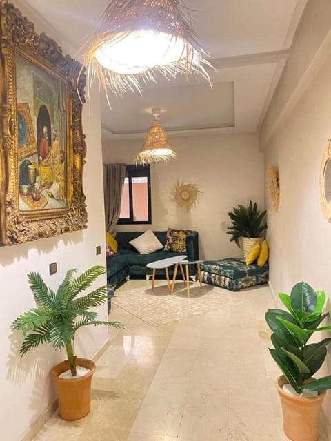 Living room, Decorative detail