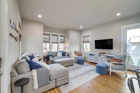 Cozy Carlton Landing Home - Pools and Lake Access House in Longtown