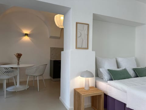 Bed, Bedroom, kitchen, kitchen