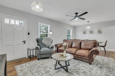 Statesboro Sunshine Retreat House in Statesboro