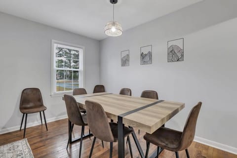 Statesboro Sunshine Retreat House in Statesboro