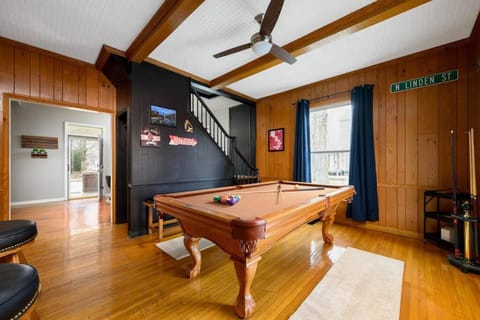 Elegant House 2 min from BSU/Hospital/Downtown Villa in Muncie