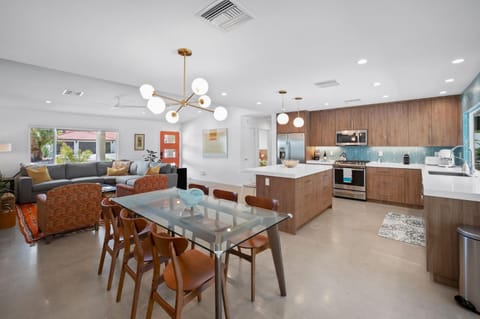 Aqua Linda House in Palm Springs