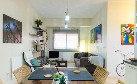 Communal lounge/ TV room, Living room, Seating area, Dining area