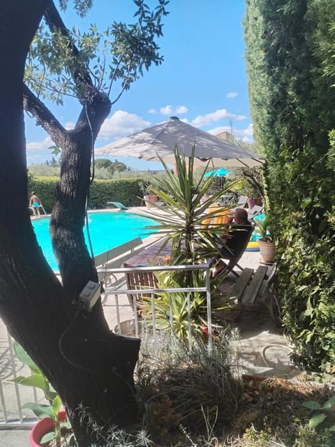 Location Gîte en Provence Bed and Breakfast in Tarascon