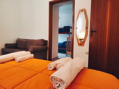 Casetta in Molise, L'Iperico Apartment in Molise, Italy