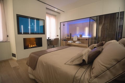 Bed, Sauna, Sauna, TV and multimedia, Photo of the whole room, Seating area