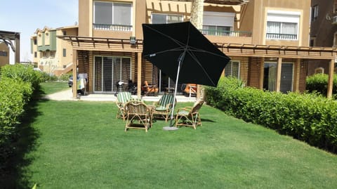 Garden, Balcony/Terrace