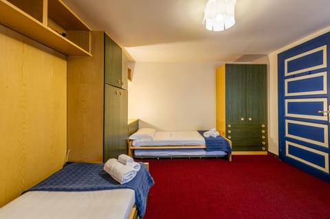 APPARTAMENTO LA VILLETTE- Comodo e Ben Posizionato - COUR 0220 Apartment in Courmayeur