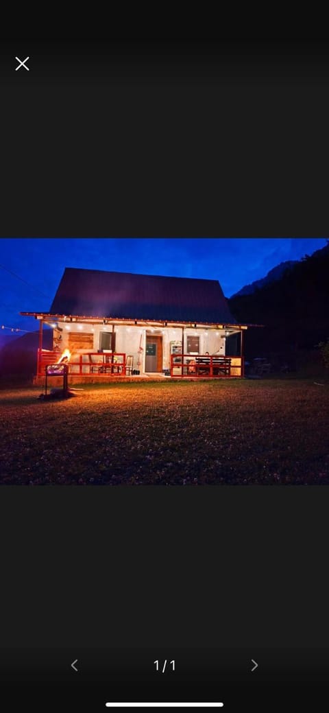 Villa KRONI Bed and Breakfast in Montenegro