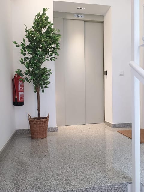 StayCampNou Studio with Balcony Apartment in L'Hospitalet de Llobregat