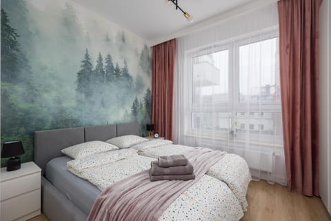 View (from property/room), Photo of the whole room, Bedroom, Inner courtyard view, towels