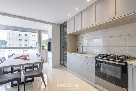 BBQ facilities, Kitchen or kitchenette