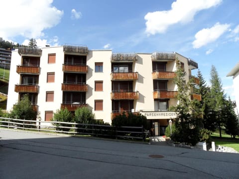 Facade/entrance, Spring, Summer