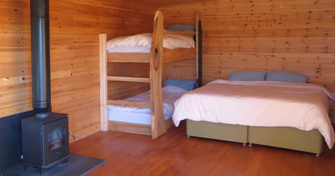 Bed, Bedroom, bunk bed