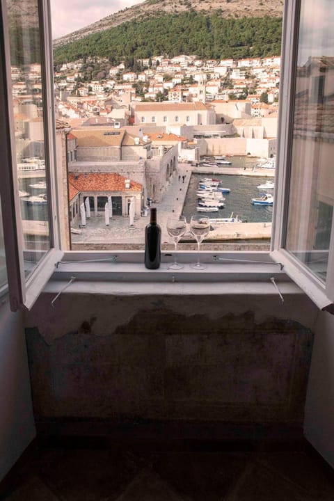 Natural landscape, City view, Sea view