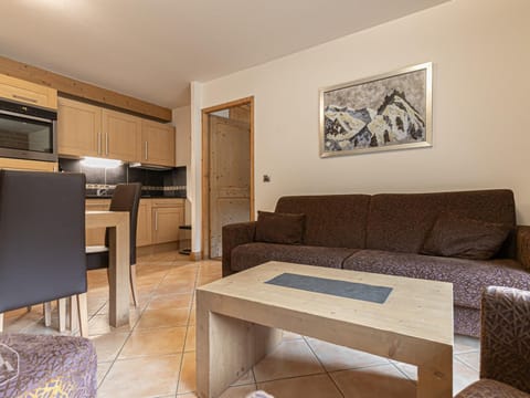 Appartement Confort 4 Cimes Ski aux Pieds, Piscine, Sauna, Hammam, Parking Val Cenis - FR-1-508-300 Apartment in Piedmont