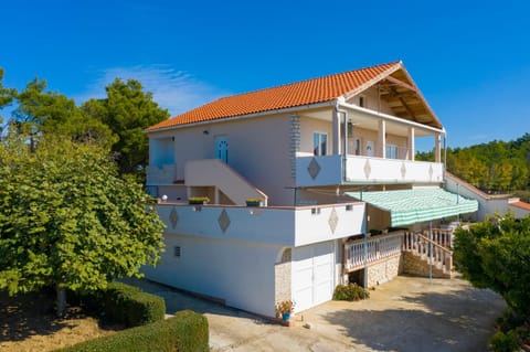 Apartments Luca Apartment in Zadar County