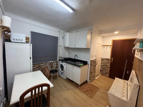 Apartamento,Albares de la Ribera Apartment in Madrid