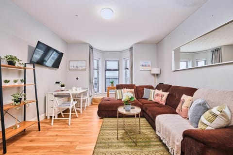 Port Central Apt with Terrace - Golf Terrace 1 Apartment in Portrush