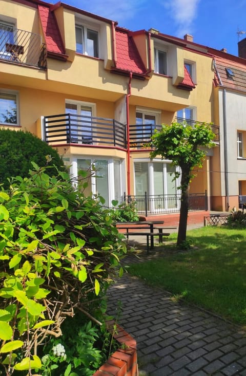 Property building, Garden, Garden view