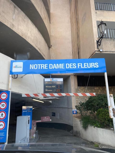 Coquet Studio Cœur de Grasse Apartment in Grasse