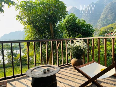 Natural landscape, View (from property/room), Balcony/Terrace, Garden view, Mountain view