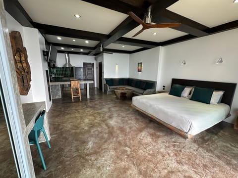 Ocean Front Apartments Apartment in Ko Tao